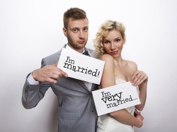 Cedulky: "I'm married/ I'm very married
